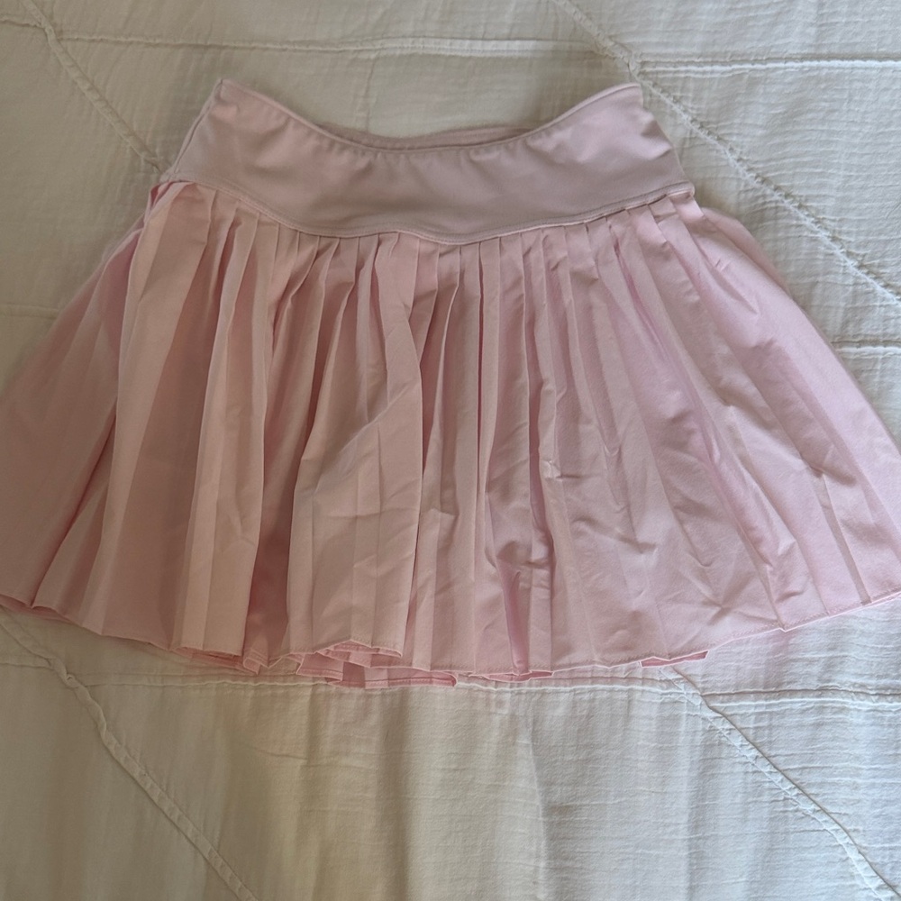Girls Ambercrombie & Finch Pink Pleated Skirt with Built in Shorts